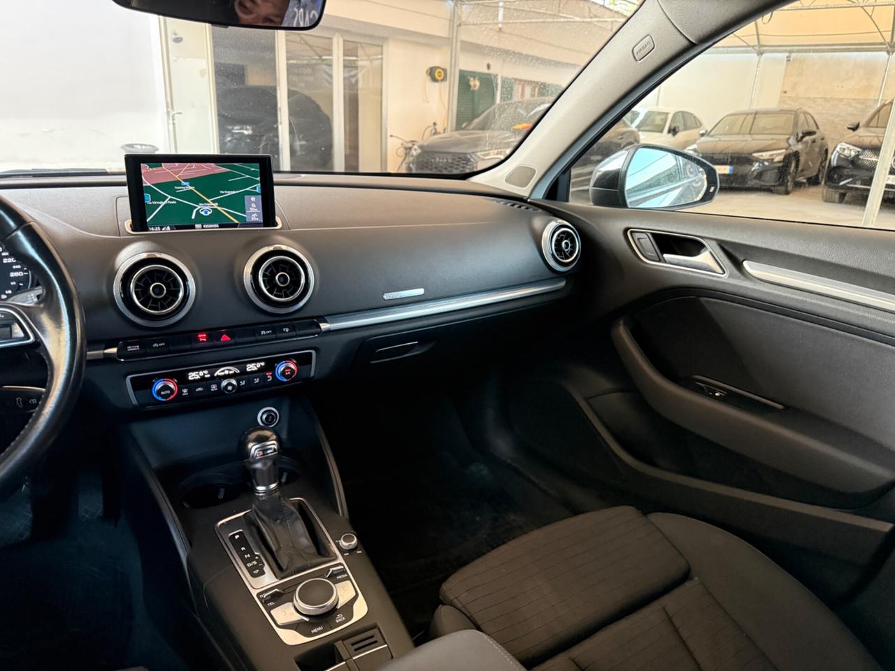 Audi A3 SPB 1.6 TDI 116 CV Sport AUTOMATICA