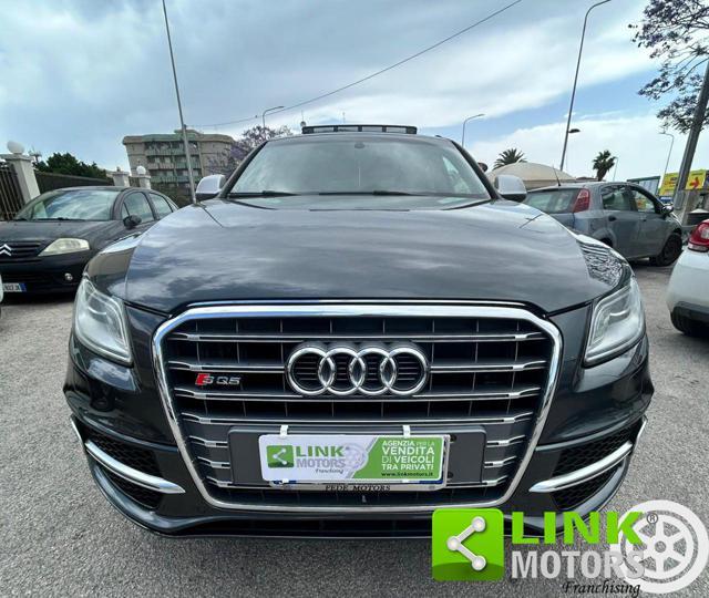 AUDI Q5 3.0 V6 quattro tiptronic business