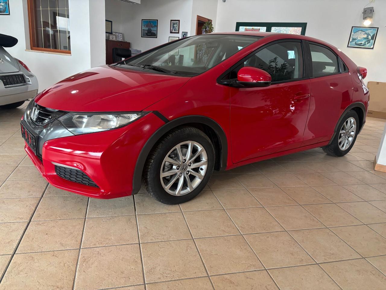 Honda Civic 1.4 i-VTEC Sport