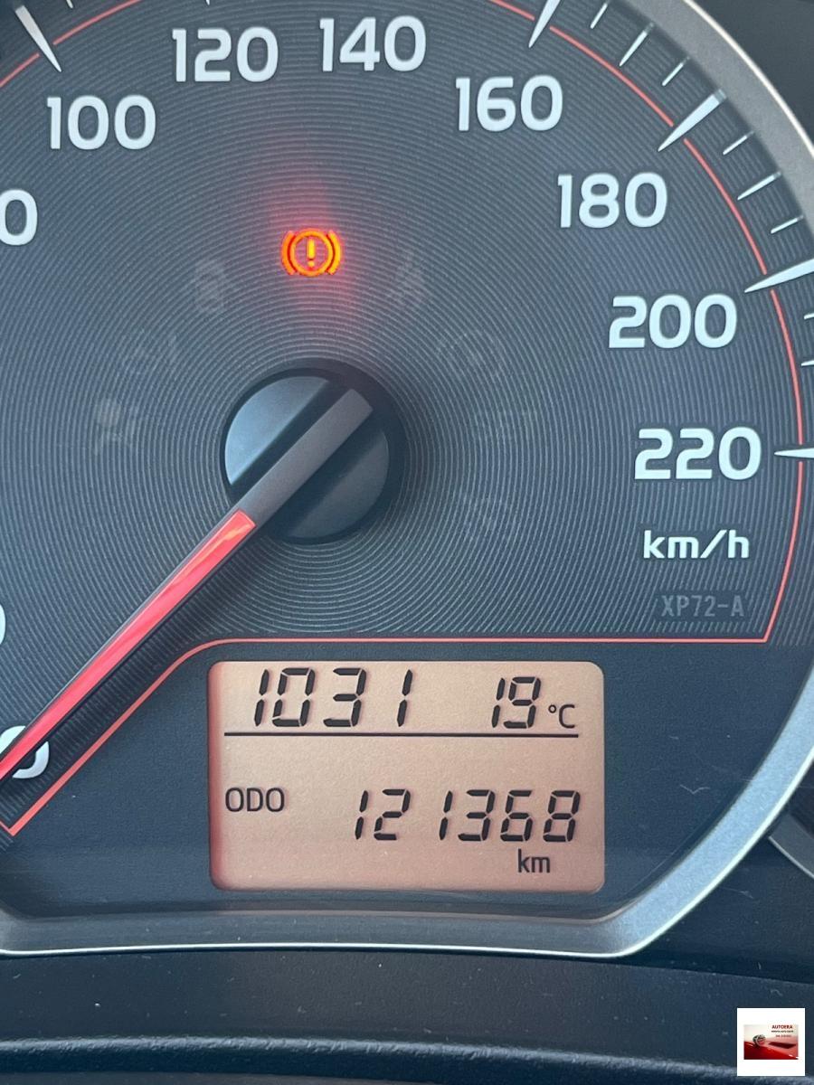 TOYOTA - Yaris - 1.0 5 porte Lounge