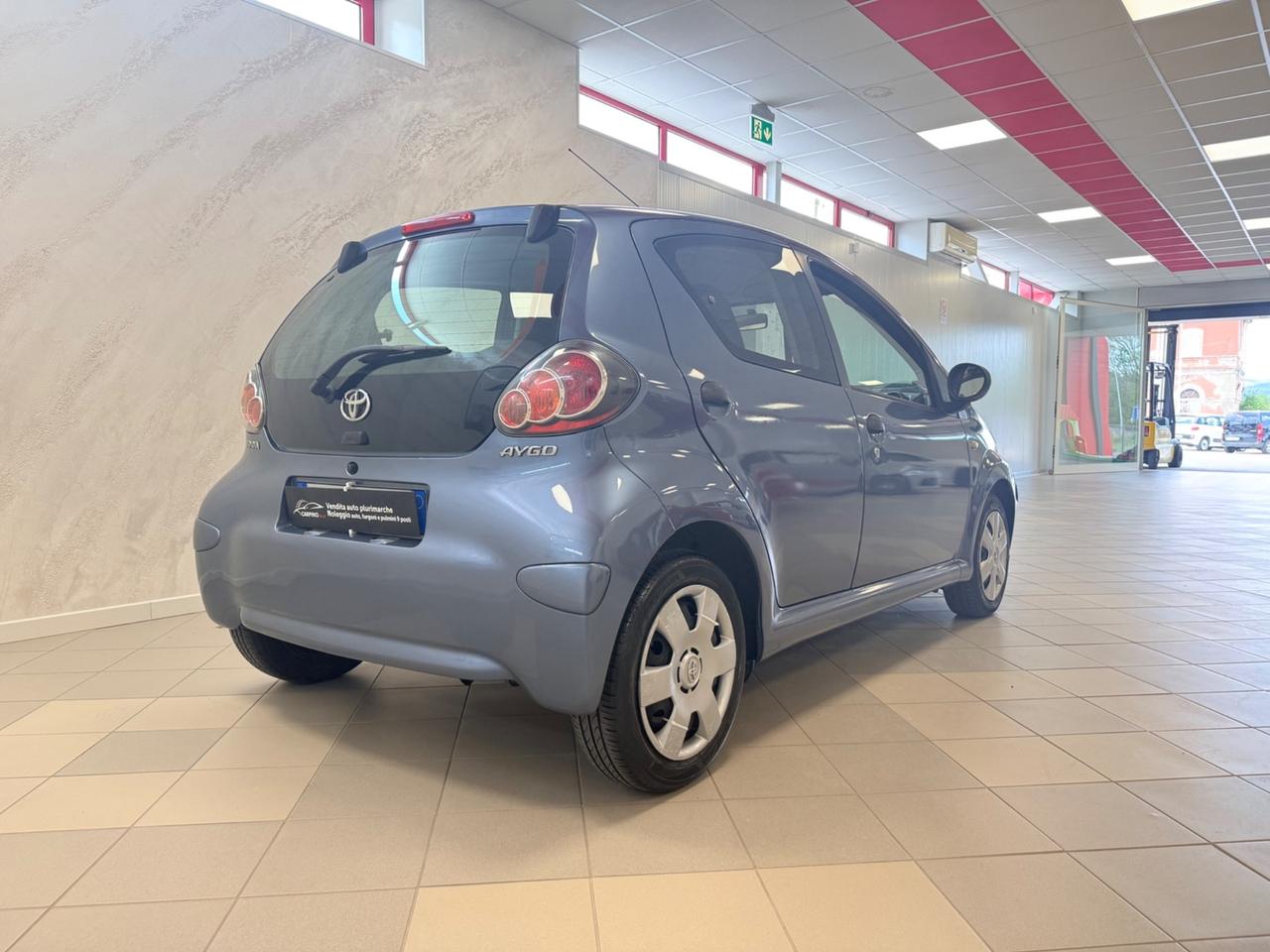 Toyota Aygo 1.0 12V VVT-i 5 porte Sol