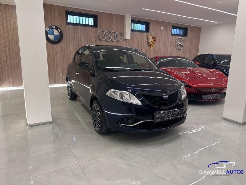Lancia Ypsilon 1.2 69 CV 5 porte GPL Ecochic Gold