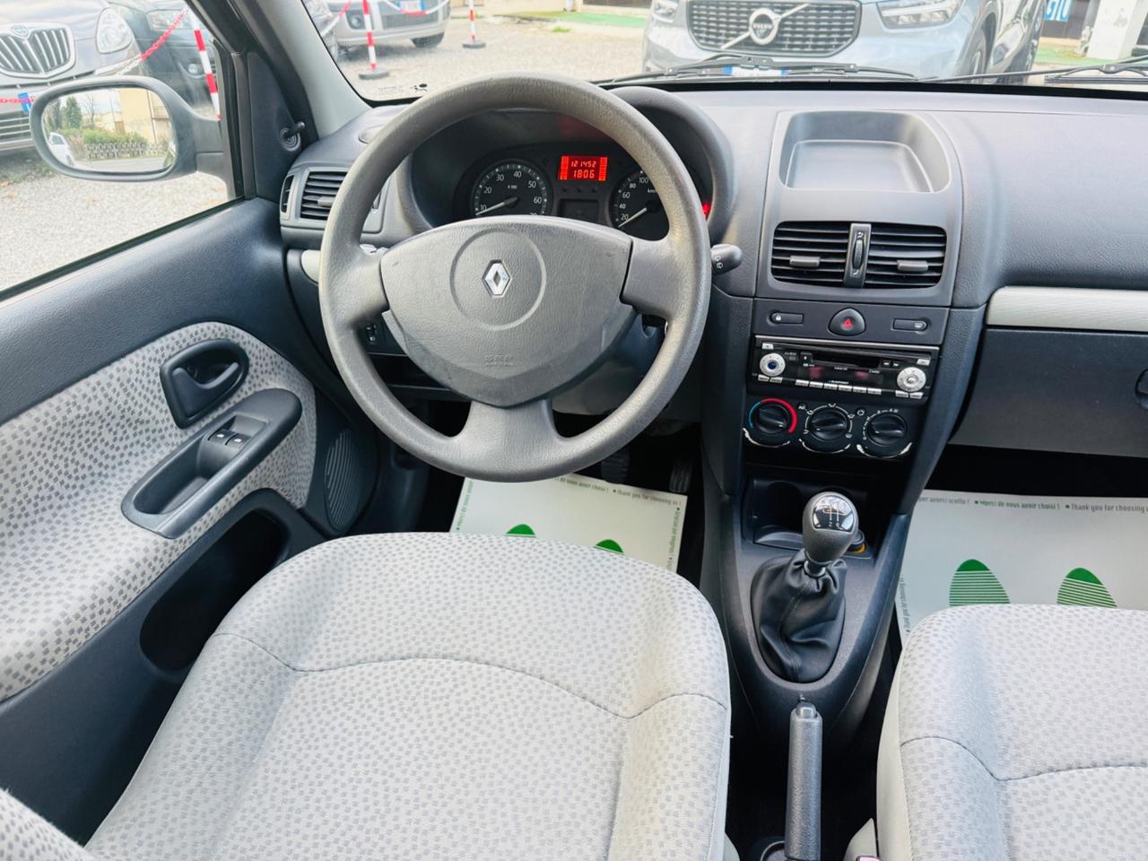 Renault Clio 1.2 16V 5 porte 121.000 km!!