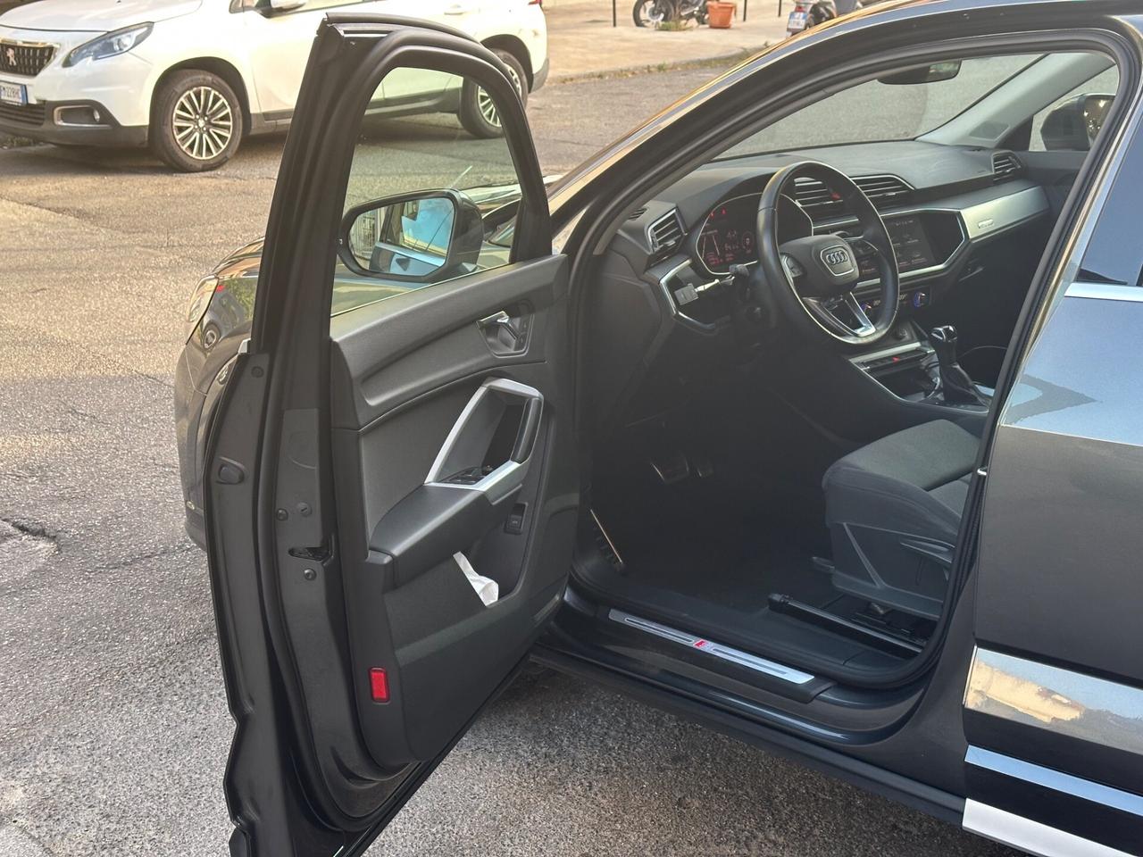 Audi Q3 35 TDI S tronic line edition