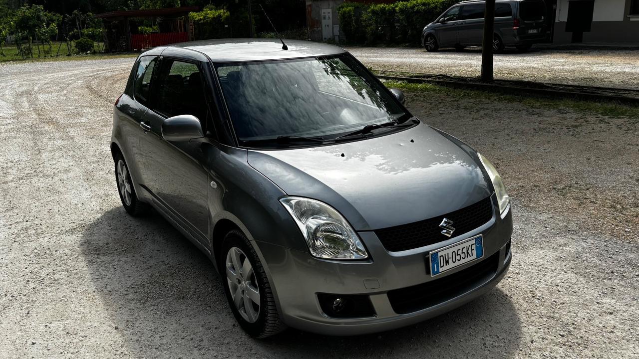 Suzuki Swift 1.3 3p. GL Safety Pack