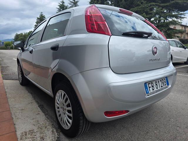 FIAT Punto 1.4 8V 5 porte Natural Power Street