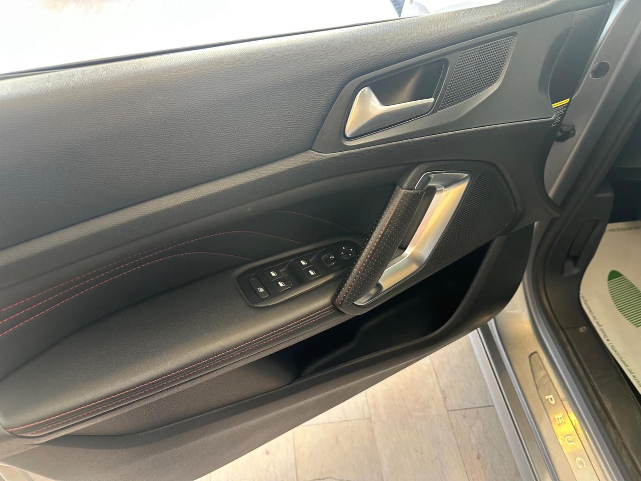 Peugeot 308 PureTech Turbo 130 S&S SW GT Line