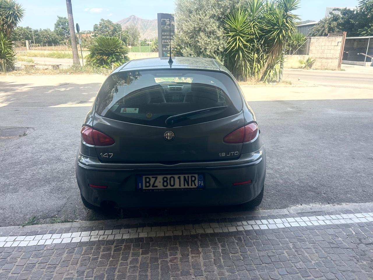 Alfa Romeo 147 1.9 JTD (115 CV) cat 5p. Distinctive