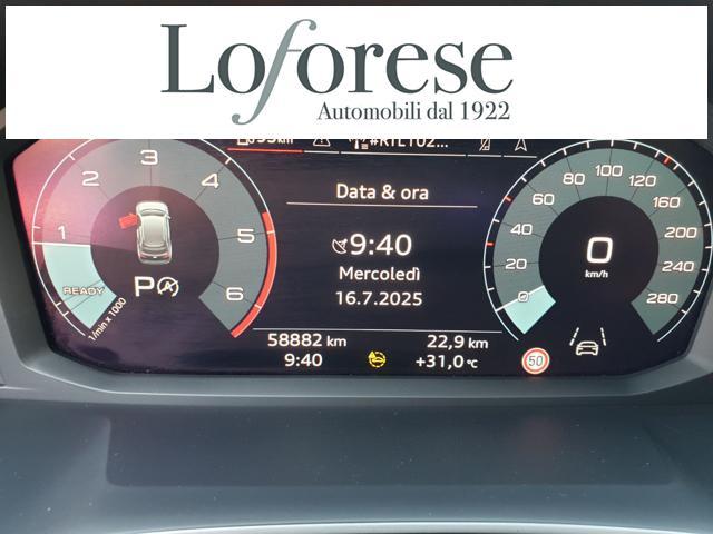 AUDI Q3 35 TDI S tronic Business