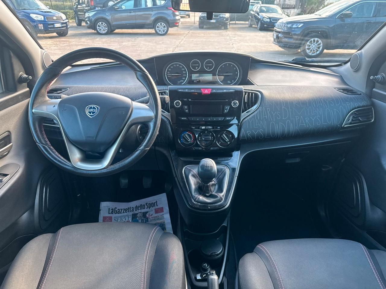 Lancia Ypsilon 1.2 69 CV 5 porte S&S Elefantino