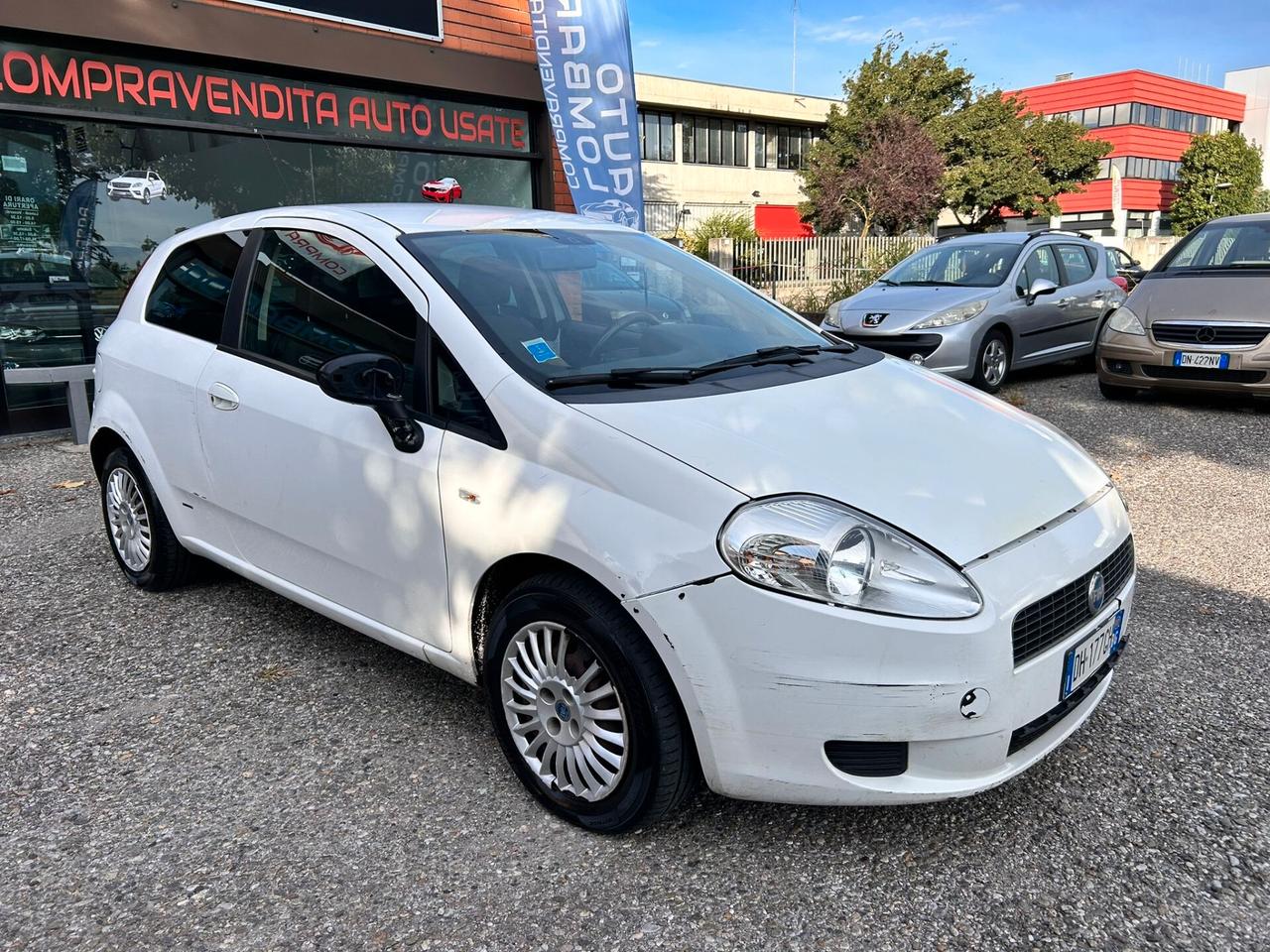 Fiat Grande Punto Grande Punto 1.3 MJT 75 CV 3 porte *AUTOMATICA*