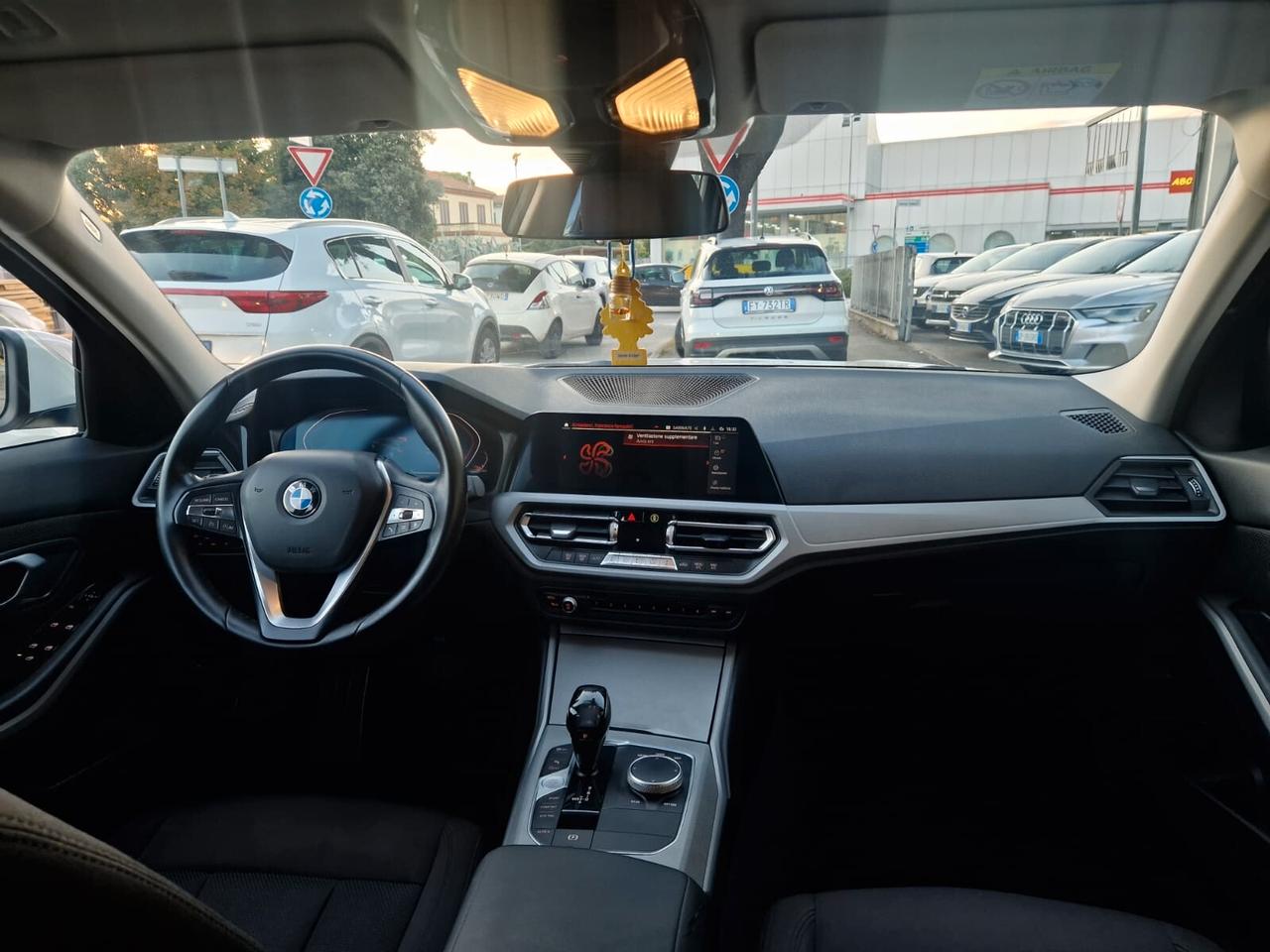 Bmw 320 320d Touring Business Advantage aut.