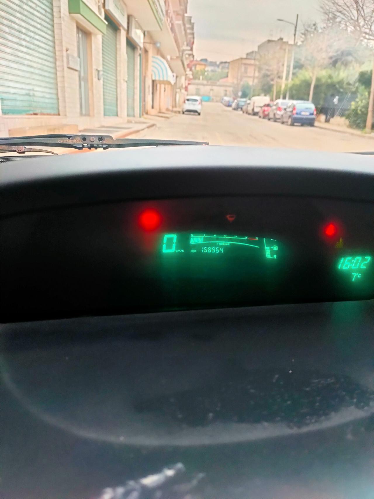 Toyota Yaris 1.4 D-4D 5 porte Navi