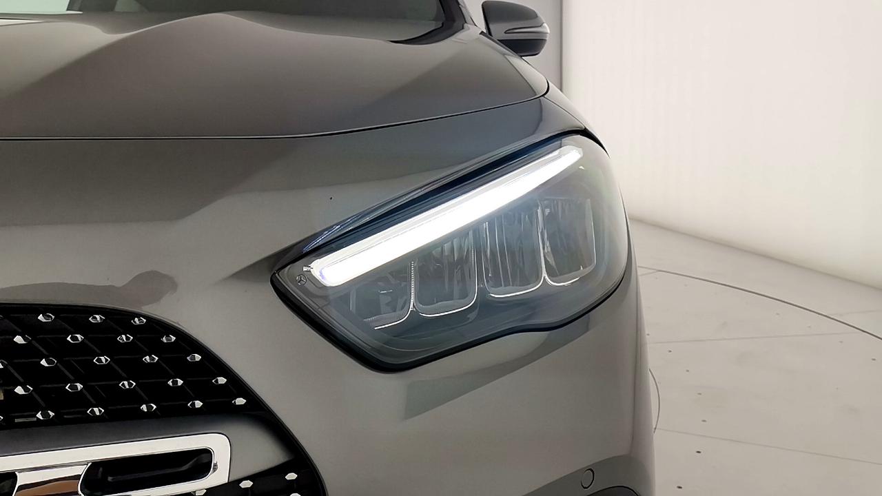 Mercedes-Benz GLA-H247 2023 - GLA 250 e phev AMG Line Advanced Plus auto