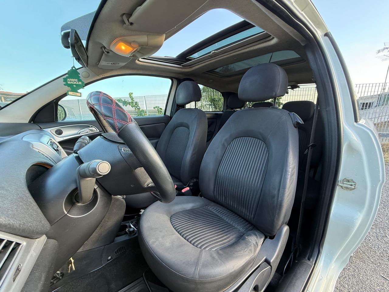LANCIA YPSILON 1.3 MJT 75 CV PLATINUM