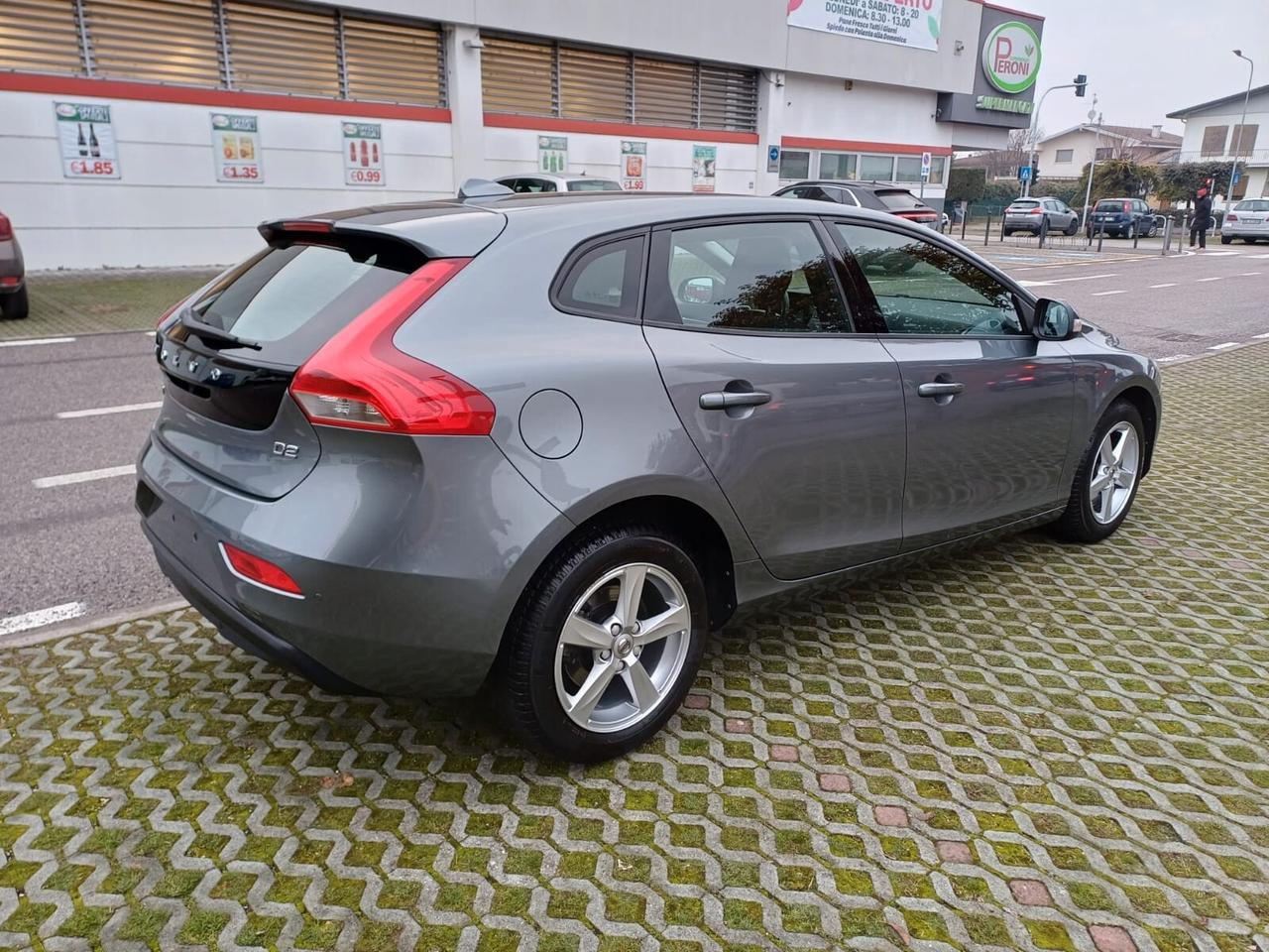 Volvo V40 D2 Geartronic Business