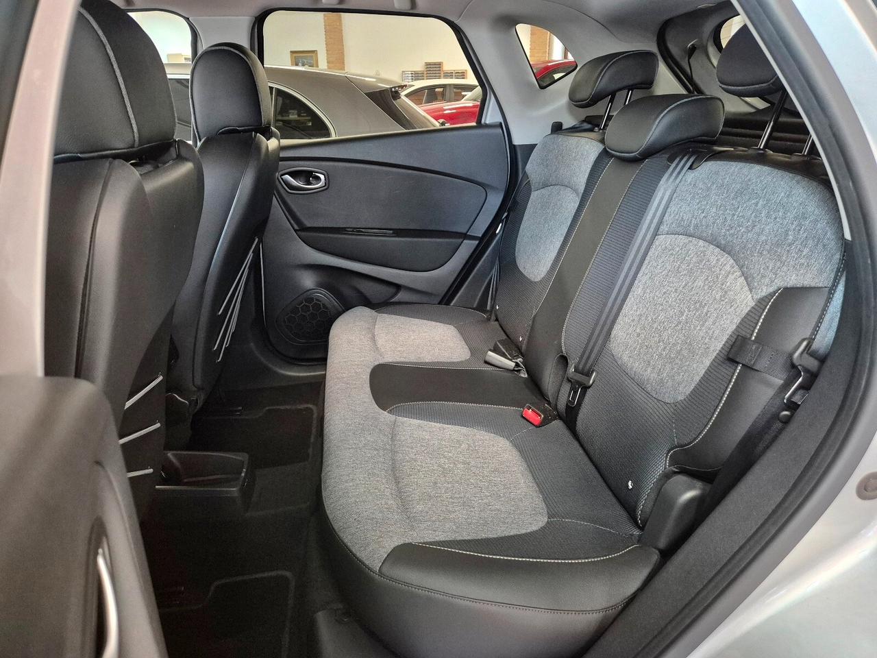 Renault Captur dCi 8V 90 CV EDC Sport Edition ** AUTOMATICA