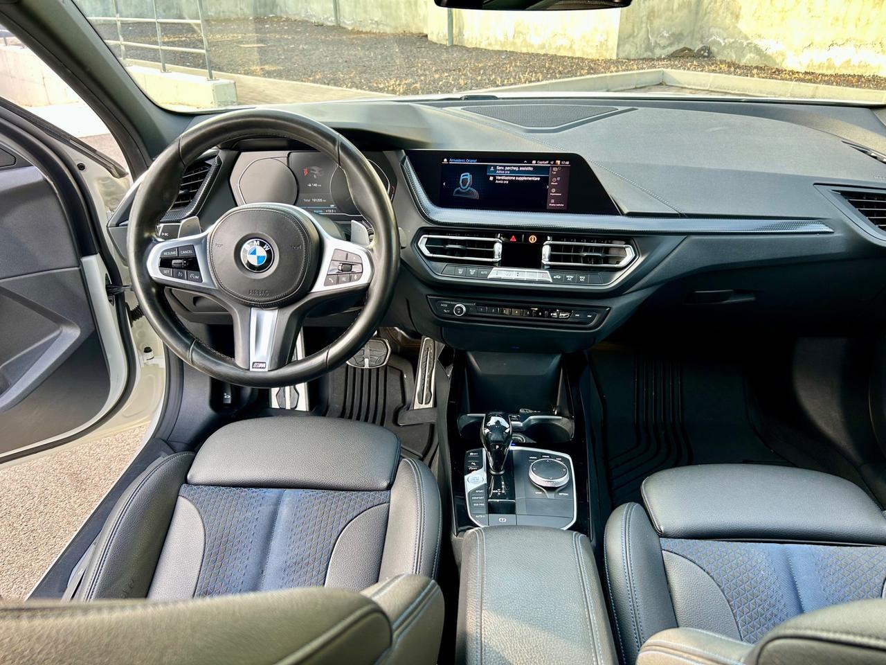 Bmw 118 118d 5p. Msport