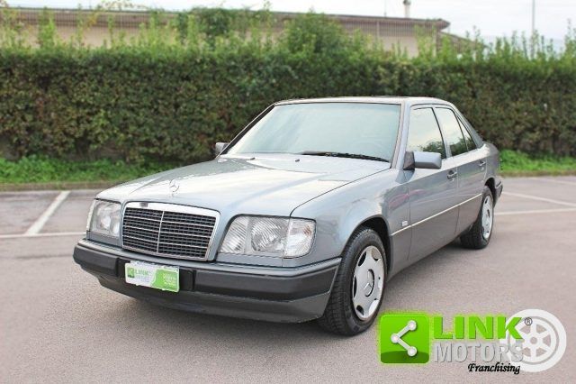 MERCEDES-BENZ E 200 elegance