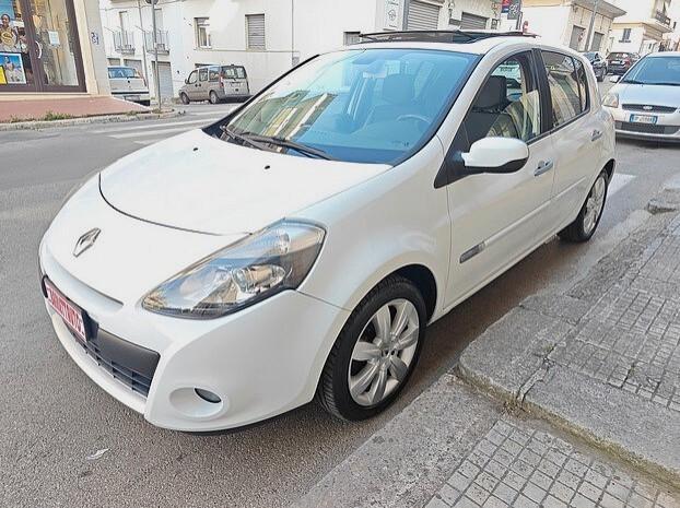 RENAULT Clio 1.5 dCi 5 porte *TETTO APRIBILE*