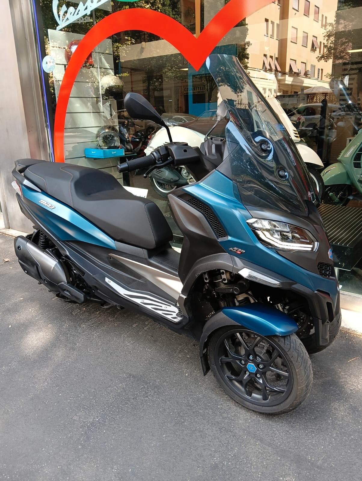 Piaggio MP3 530 hpe EXCLUSIVE