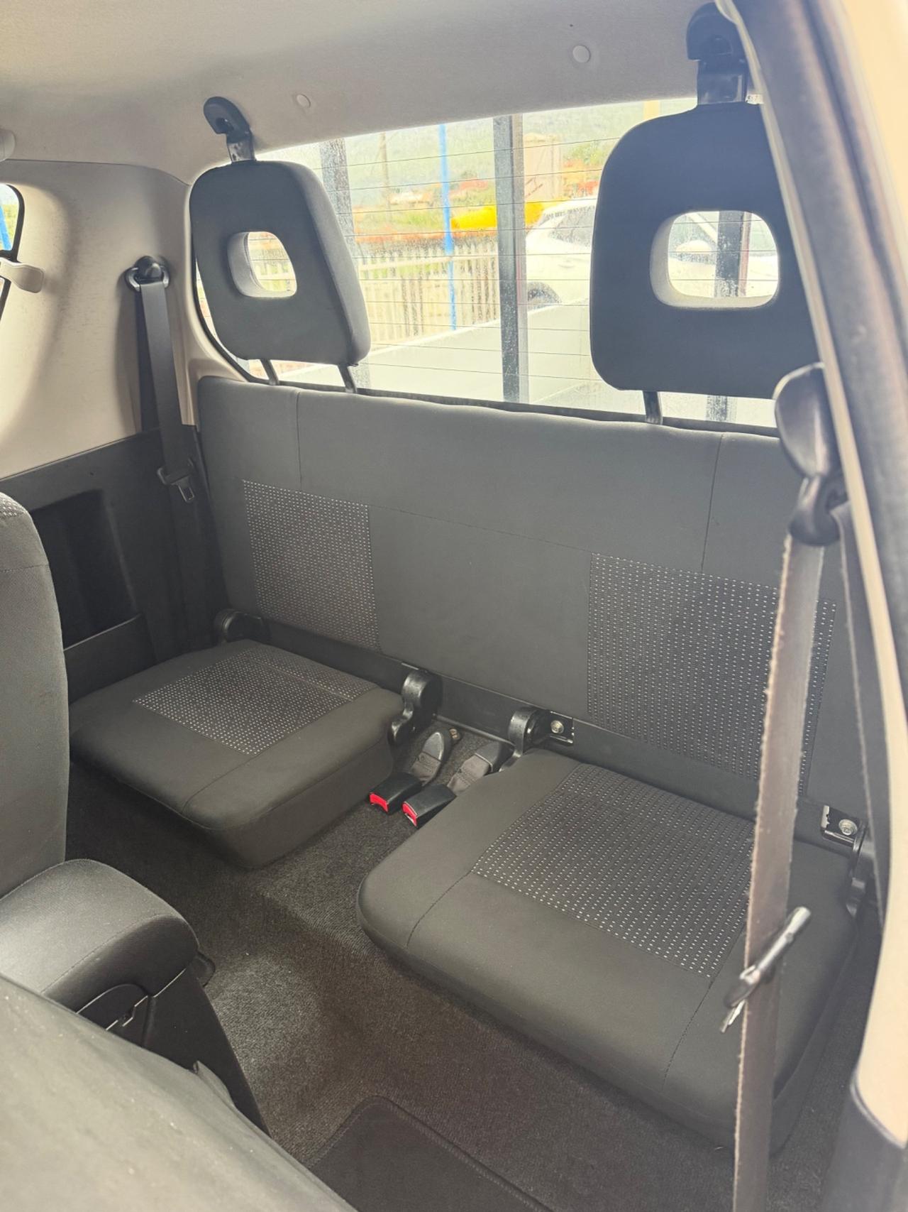 Mitsubishi L200 2.5 DI-D/178CV 2014