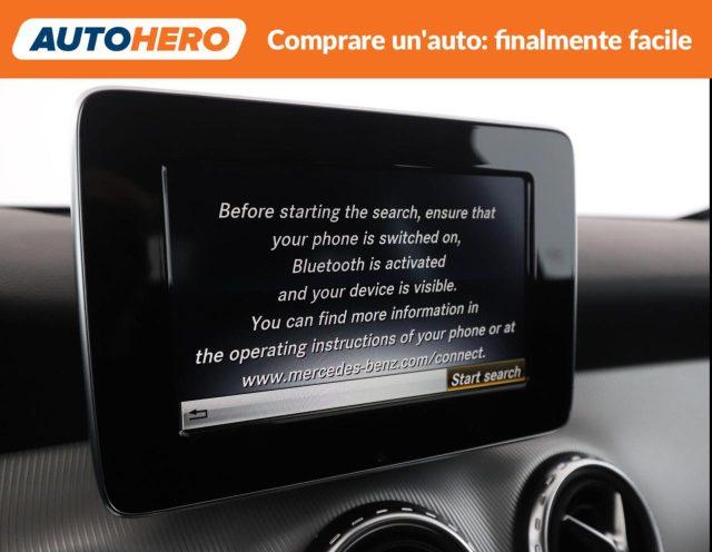 MERCEDES-BENZ GLA 200 d Automatic Sport