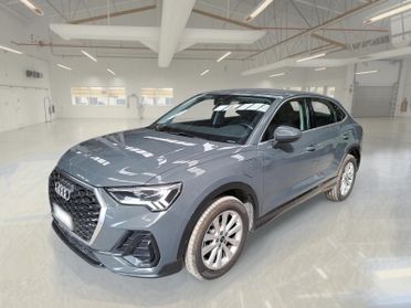 AUDI Q3 SPORTBACK 45 TFSI e S tronic Business Plus