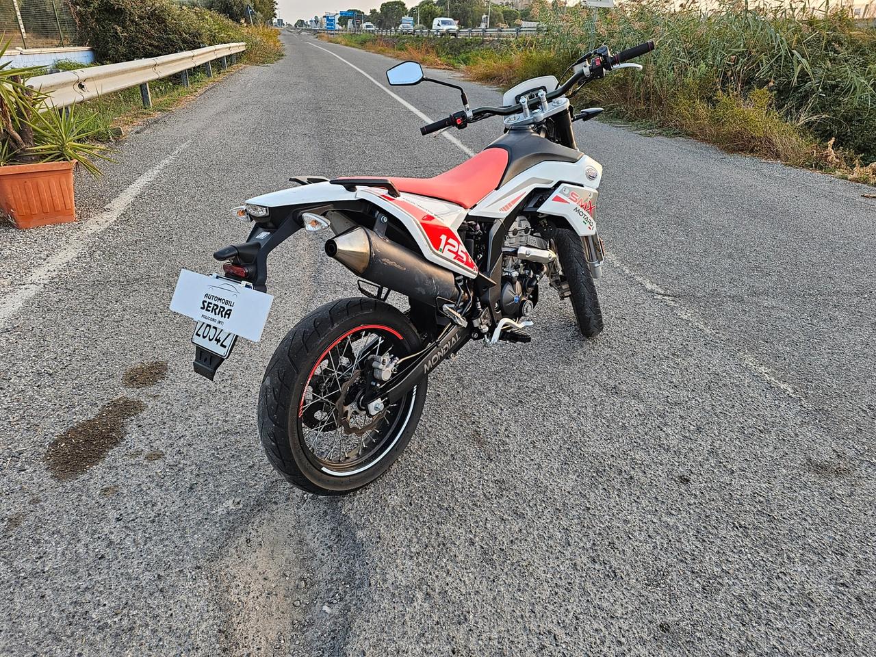 Mondial motard 125