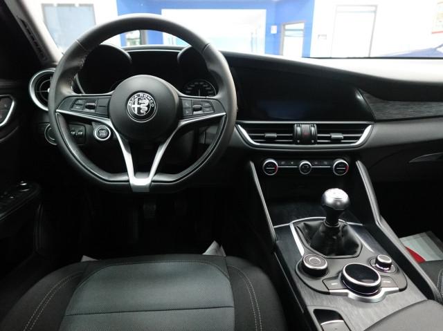 Alfa Romeo Giulia 2.2 MJT 160 CV BUSINESS
