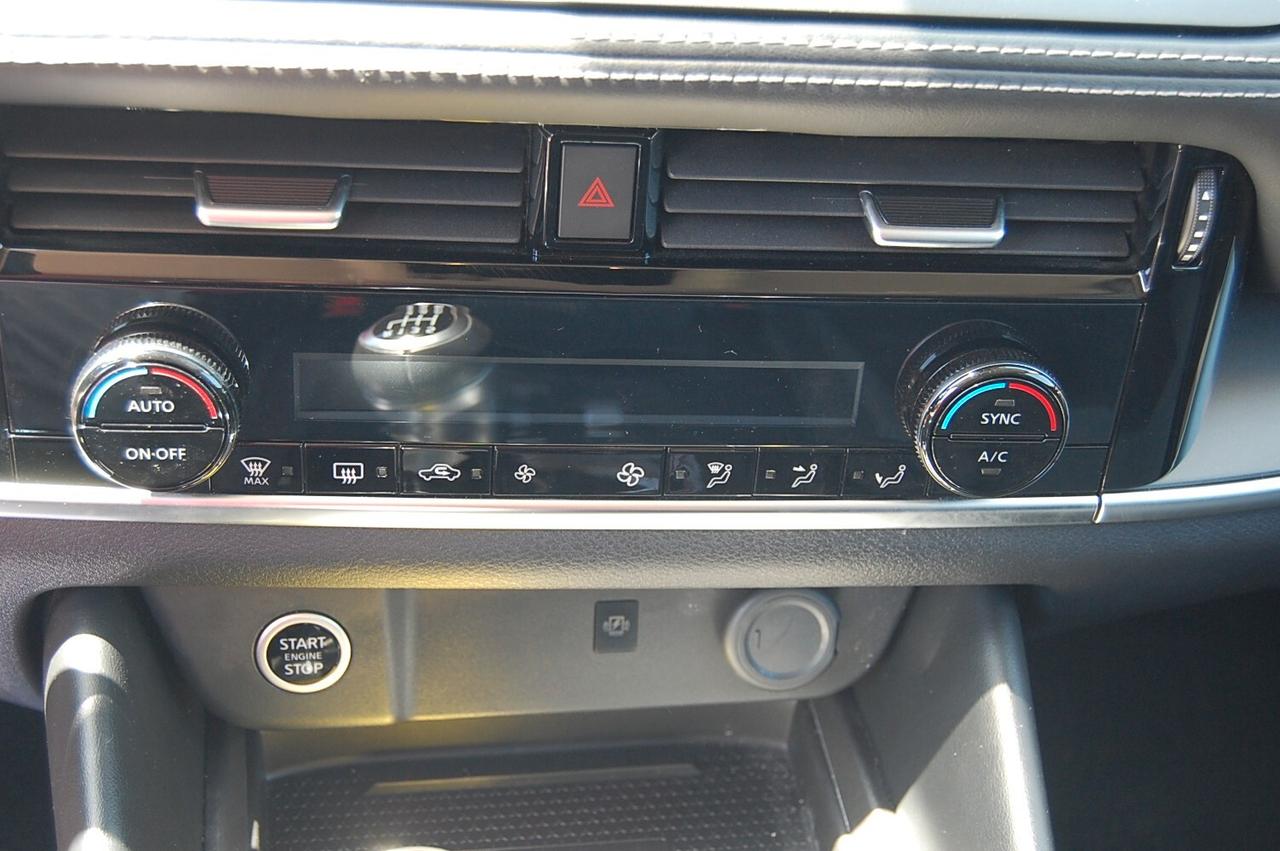 Nissan Qashqai MHEV 140 CV N-Connecta