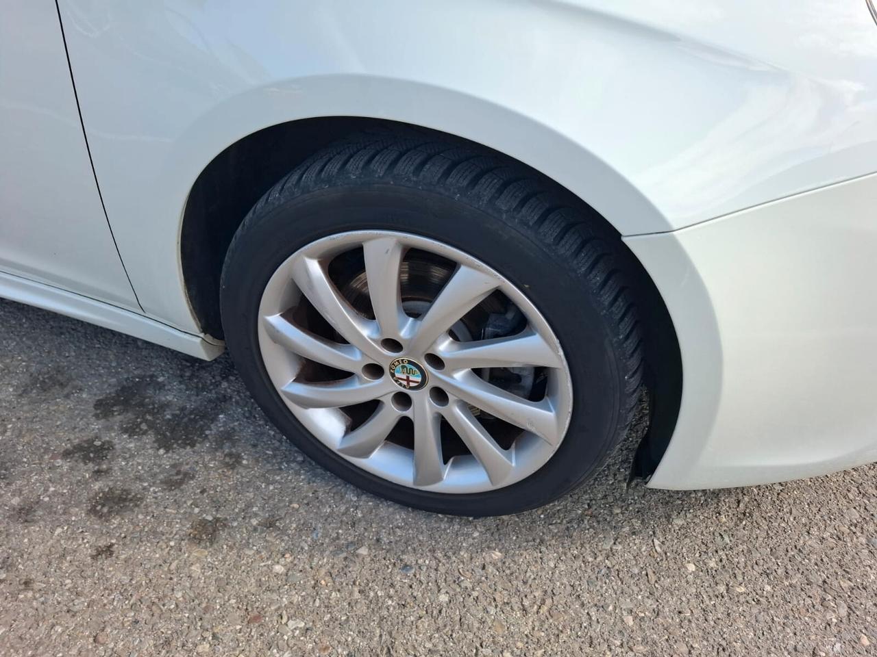 Alfa Romeo Giulietta 2.0 JTDm AUTOMATICA