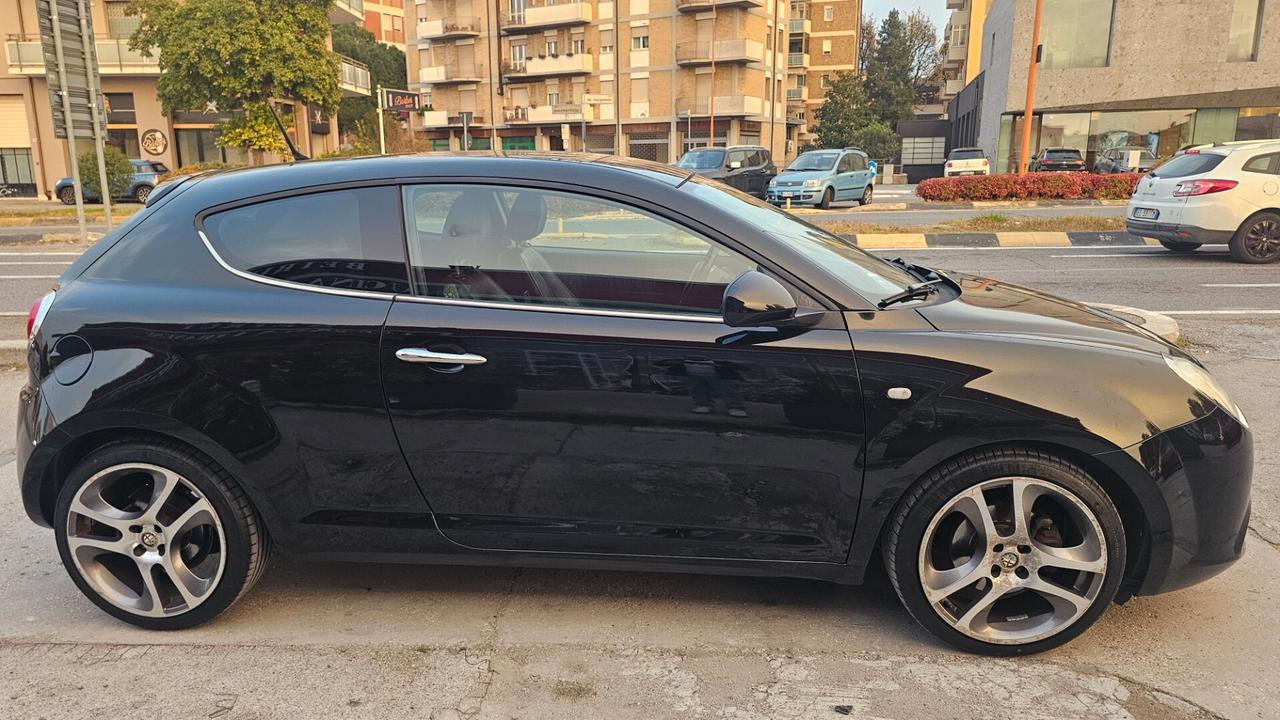 Alfa Romeo MiTo 1.4 T 120 CV GPL Distinctive Sport Pack