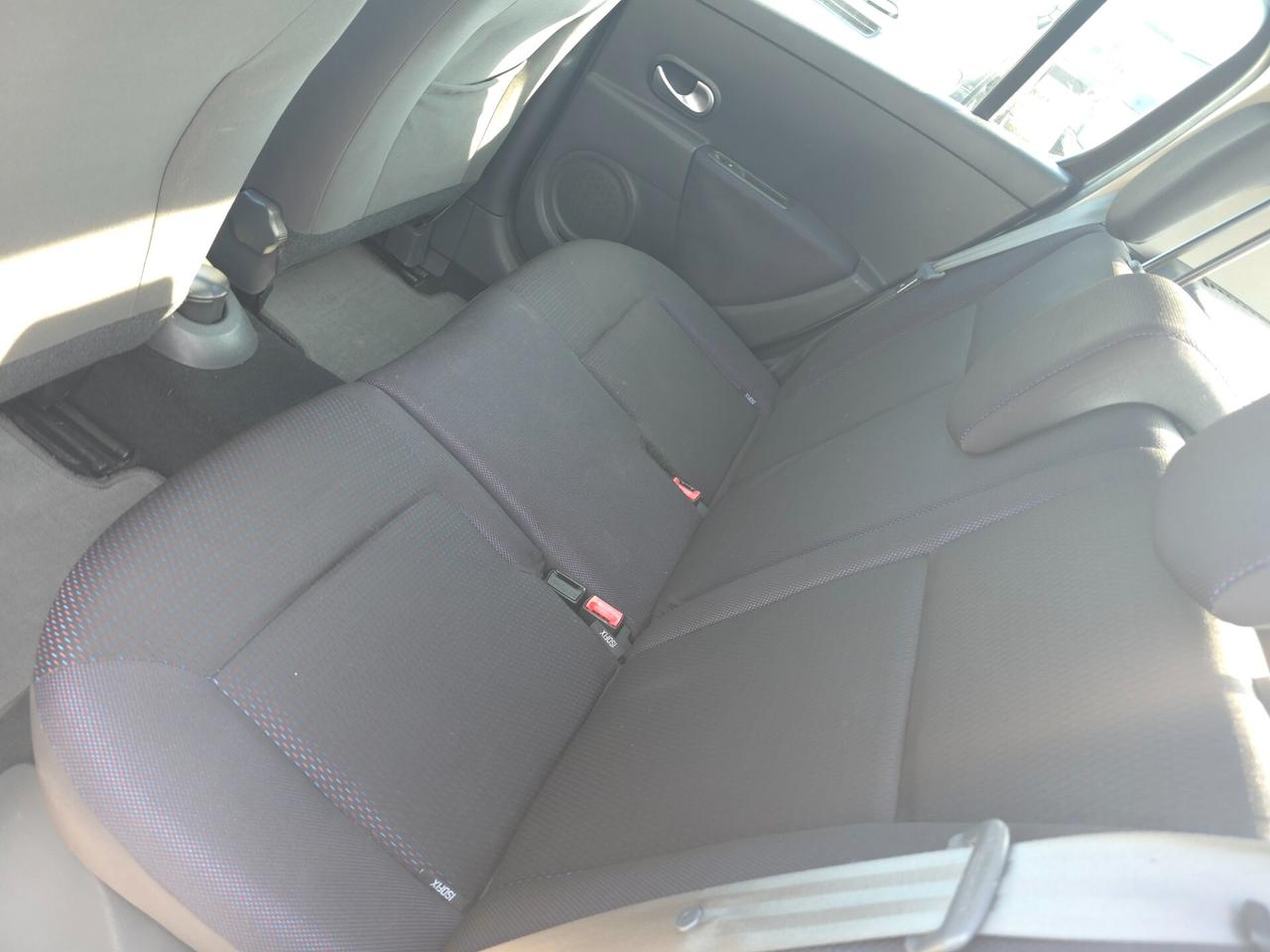 Renault Clio 1.2 16V 5 porte Confort