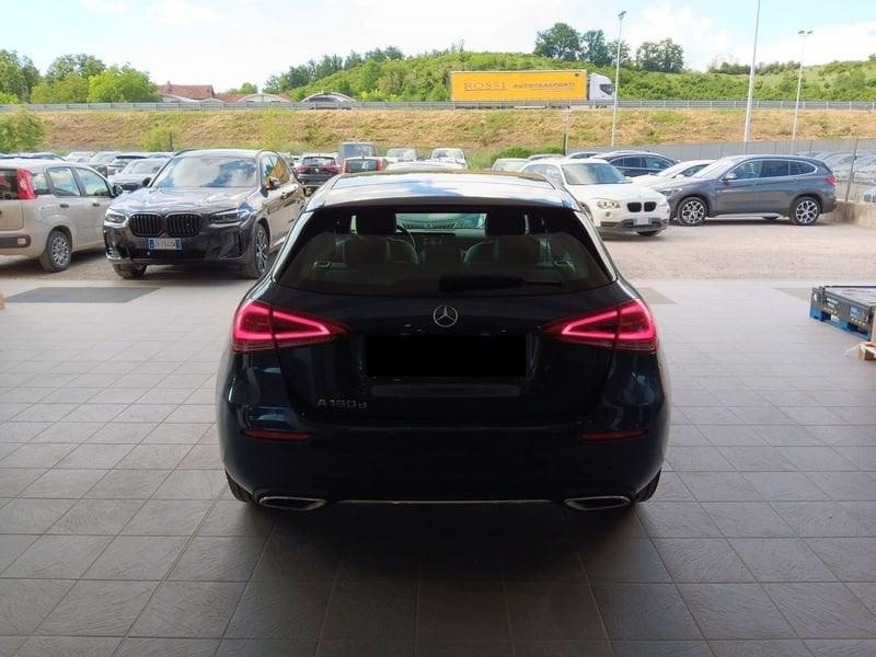 Mercedes-Benz Classe A - W177 2018 Diesel A 180 d Sport auto
