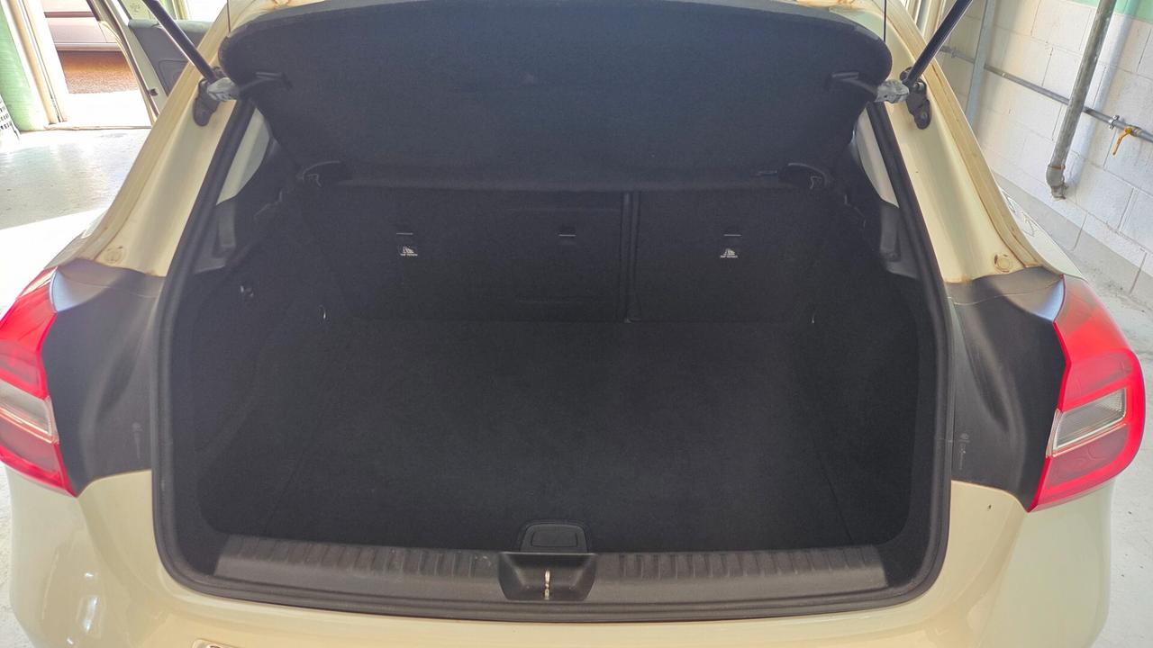 Mercedes-benz GLA 200 premium unico proprietario