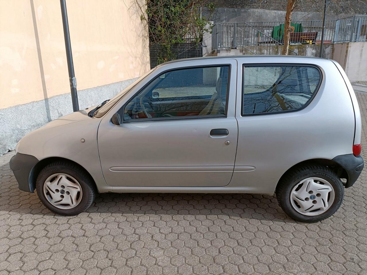 Fiat 600 1.1 Active