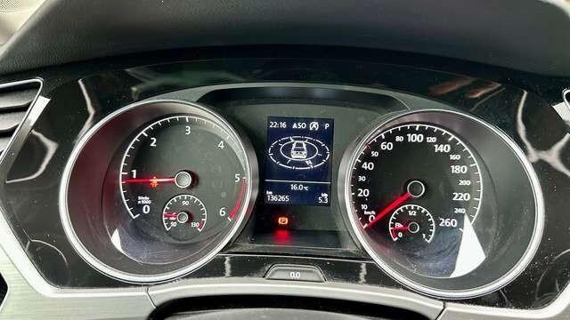 Volkswagen Touran 2.0 TDi 150CV SCR DSG 7posti Bus