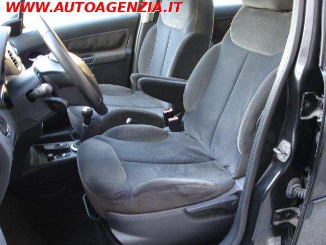 CITROEN C3 1.4 HDi 70CV Exclusive RESTYLING