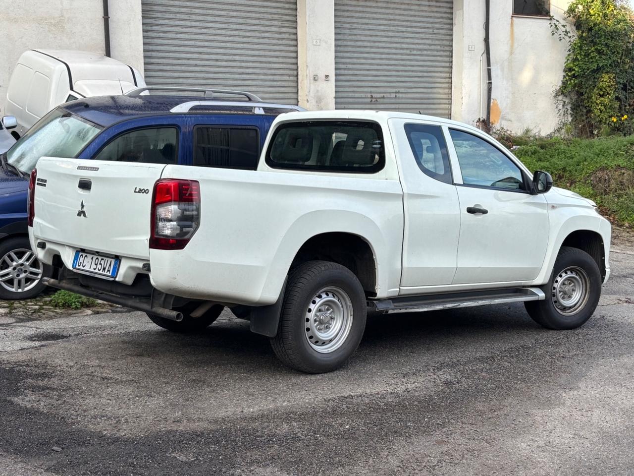 Mitsubishi L200 2.3 D Double Cab 4x4 Super Select Intense