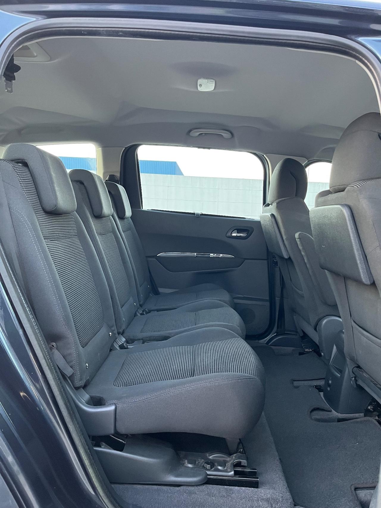 Peugeot 5008 1.6 HDi 112CV Business