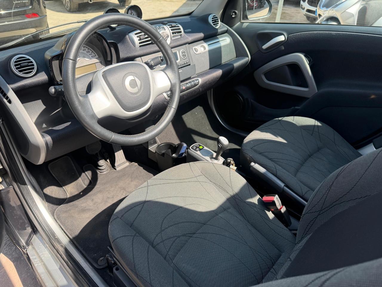 Smart ForTwo 1000 52 kW MHD cabrio passion