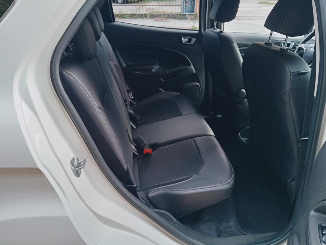 Ford EcoSport 1.5 110 CV Business