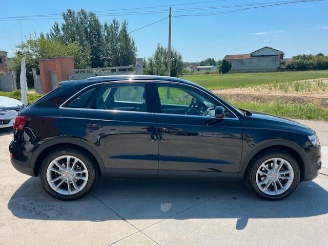 Audi Q3 2.0 TDI 177 CV quattro S tronic Business Plus