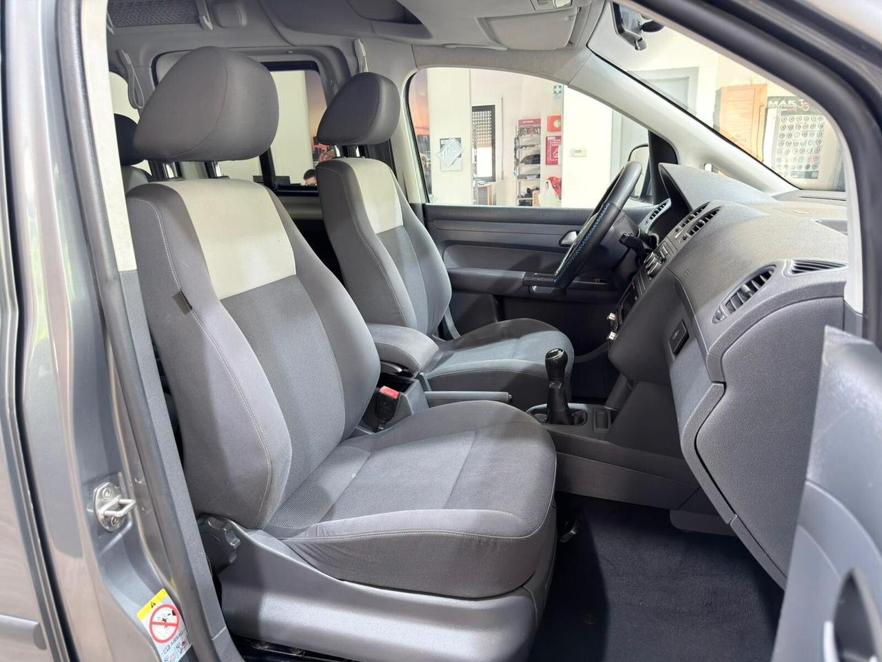 VW CADDY MAXI 1.6 TDI 102CV 7POSTI GANCIO TRAINO