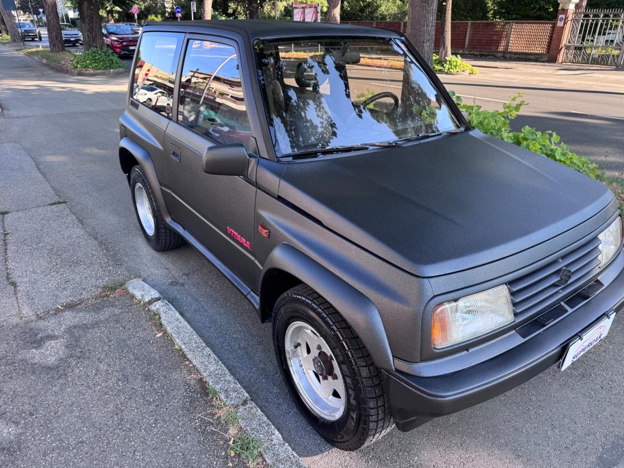 Suzuki Vitara 4X4 1.6 benzina automatica garanzia 12 m