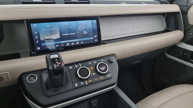 Land Rover Defender 90 3.0D I6 250 CV AWD Auto HSE