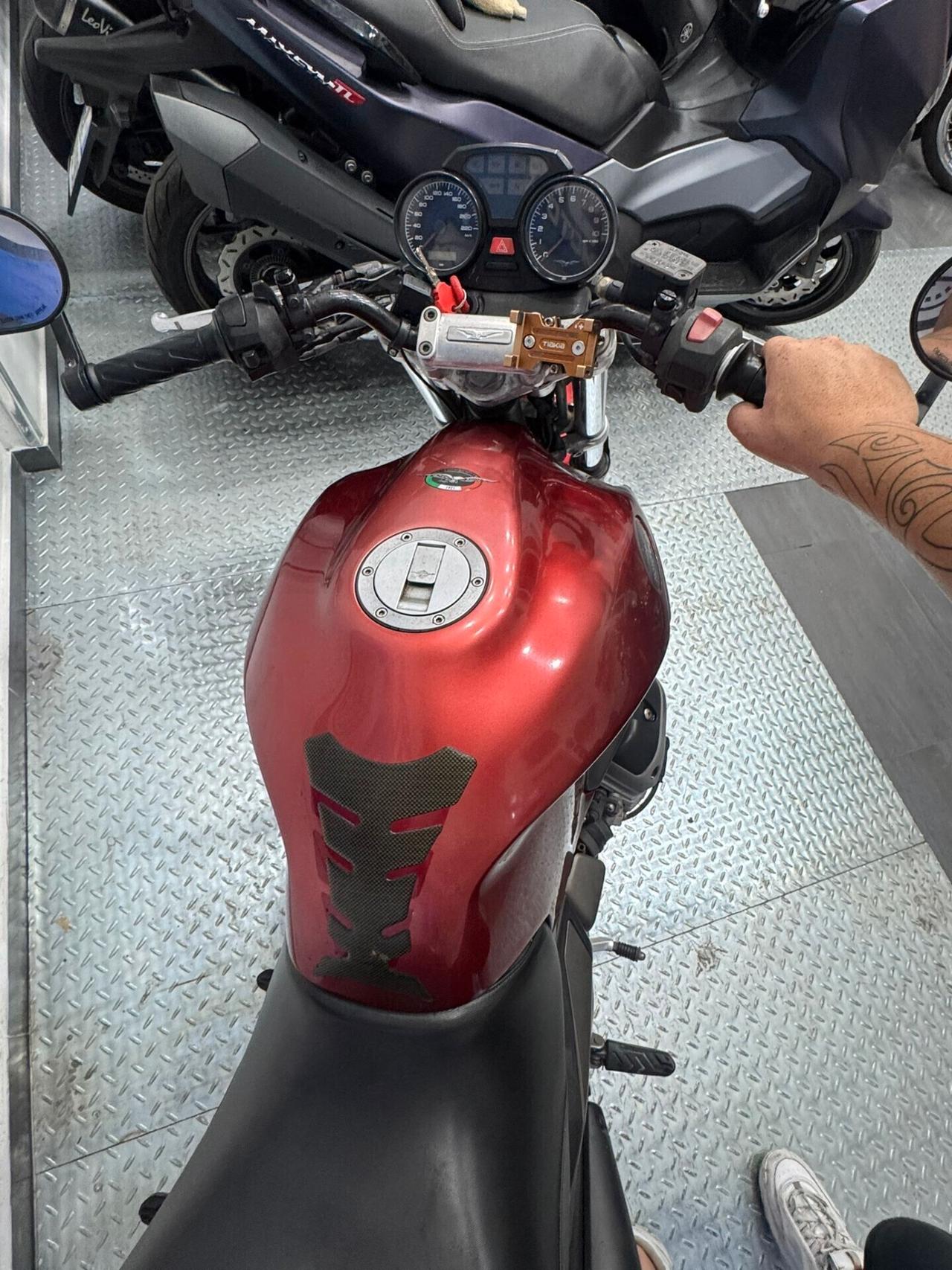 Moto Guzzi Breva 750