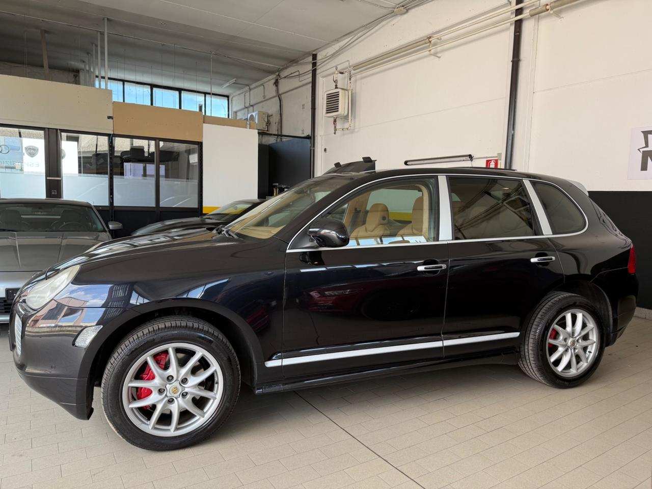 Porsche Cayenne 4.5 cat Turbo