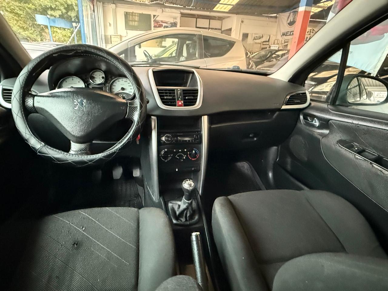 Peugeot 207 1.6 HDi 90CV 5p. XS